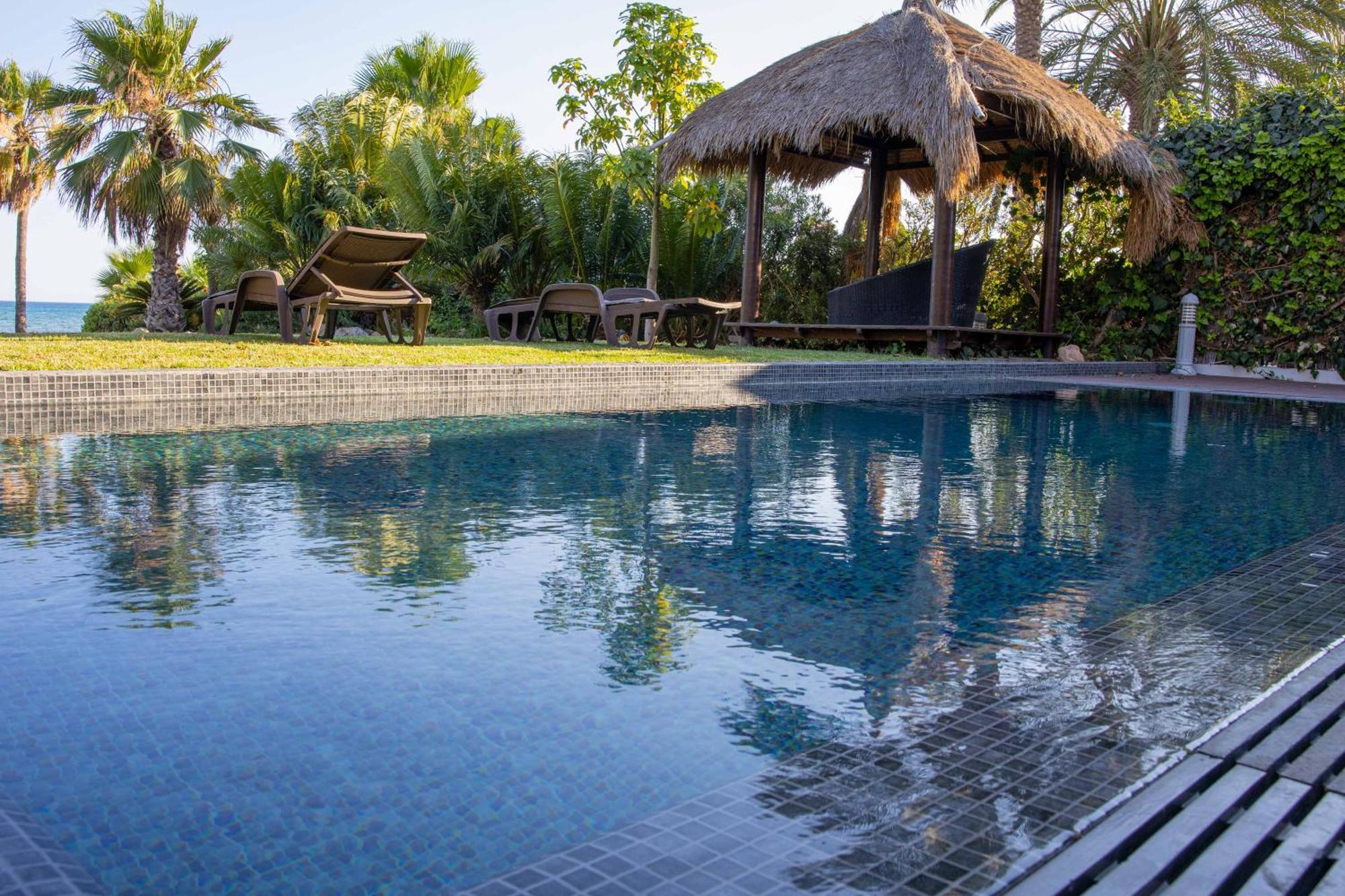 Villa Balinese Agia Napa Exterior foto